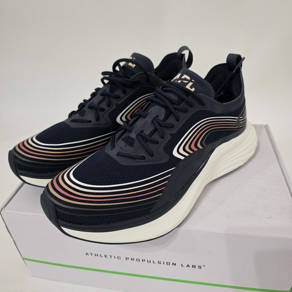 APL Shoes - APL Athletic Women's Streamline Running Sneakers in Navy - Size 9